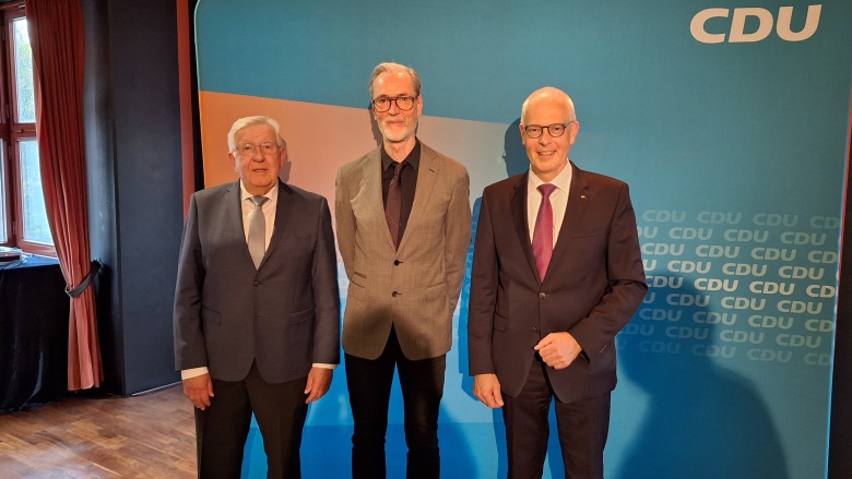 Herr Klein, Herr Keup und Herr Dr. Tebroke (MdB)